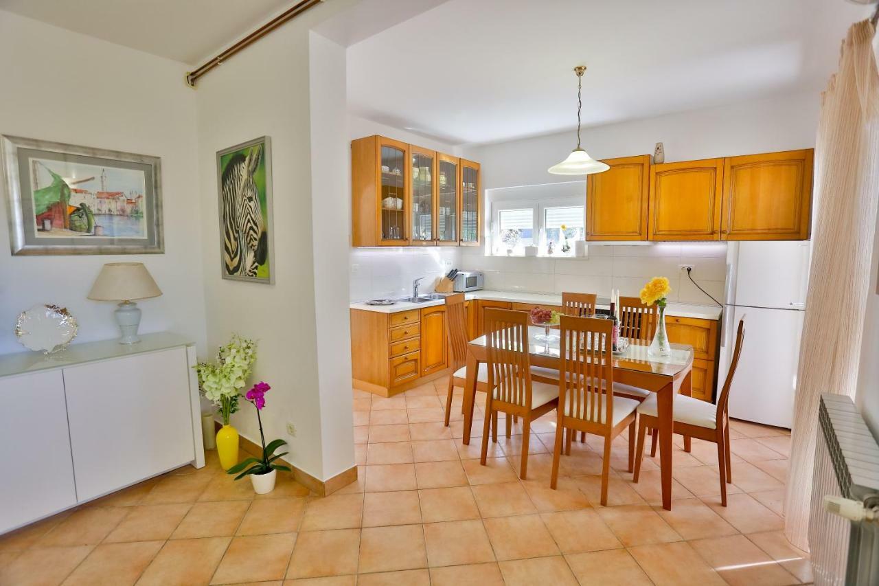 Apartman Stipic 1 Baška Voda Extérieur photo